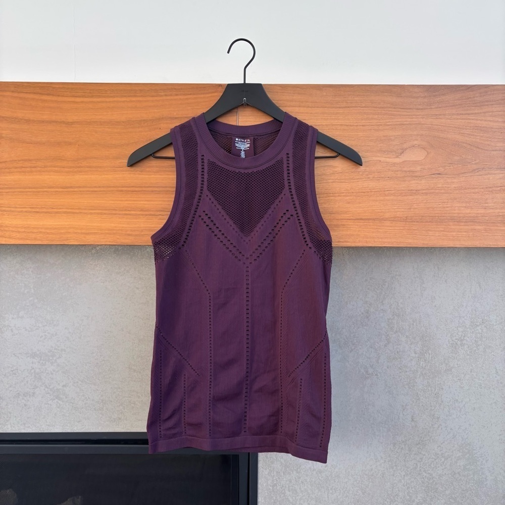 Athleta Cut Out Oxygen Tank, Size S